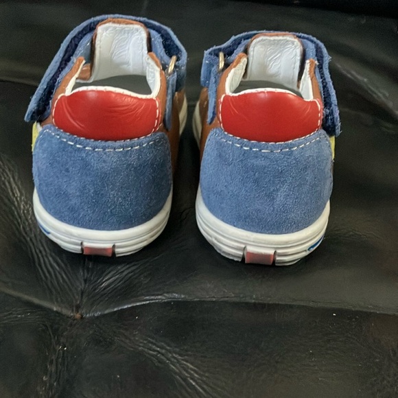 Kids eur size 19 leather Stylish Kids Shoes with firm sole Bopy brand Velcro - Picture 6 of 12